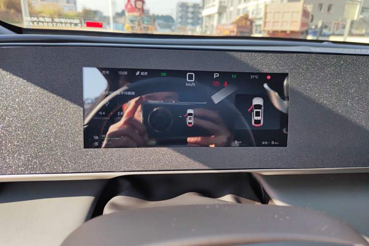 Used BYD Qin L 2025 DM-i Smart Drive 80KM Leading Model
