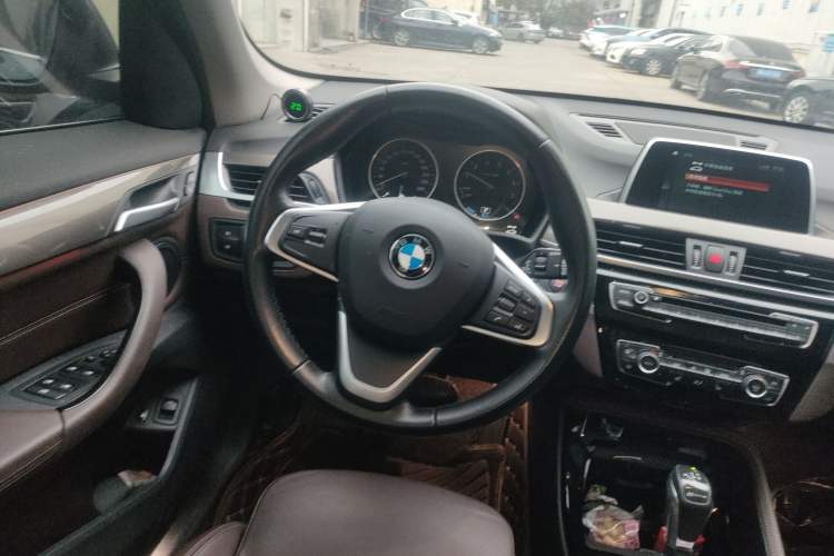 Used BMW X1 New Energy 2018 xDrive25Le Luxury Model Steering Wheel