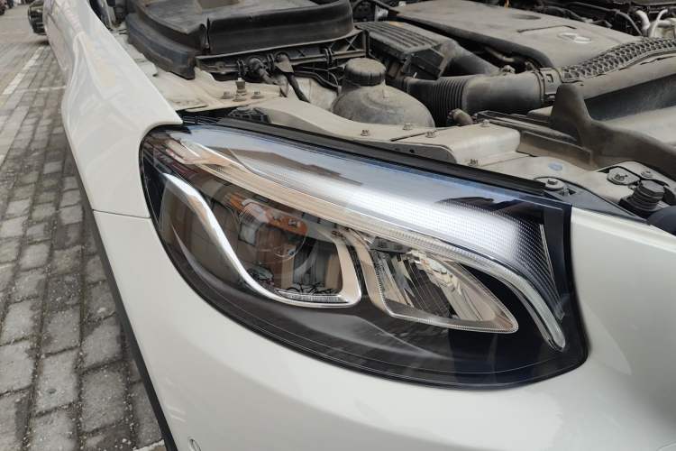 Used Mercedes-Benz GLC 2017 GLC 200 4MATIC
