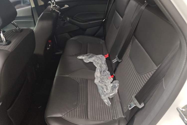 Used Ford Focus 2015 Hatchback EcoBoost 125 Automatic Supreme Style Edition
