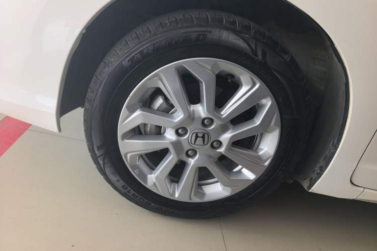 Used Honda Fit 2018 1.5L CVT Comfort Sunroof Version Left Front Wheel Hub