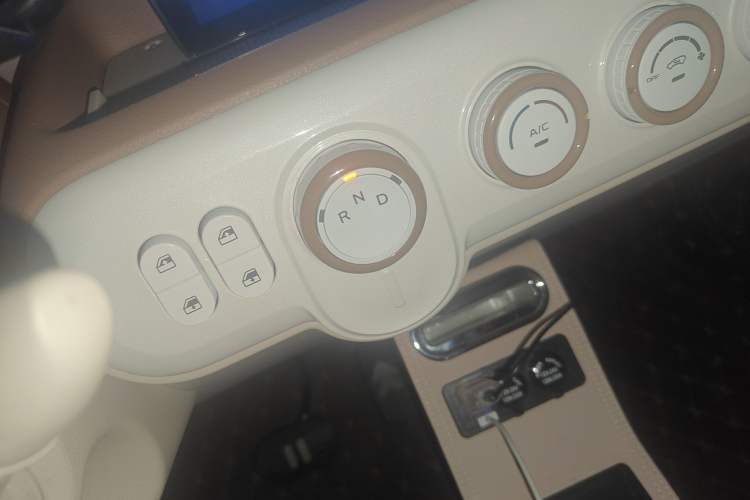 Used Bestune Pony 2026 222km Colorful Horse
