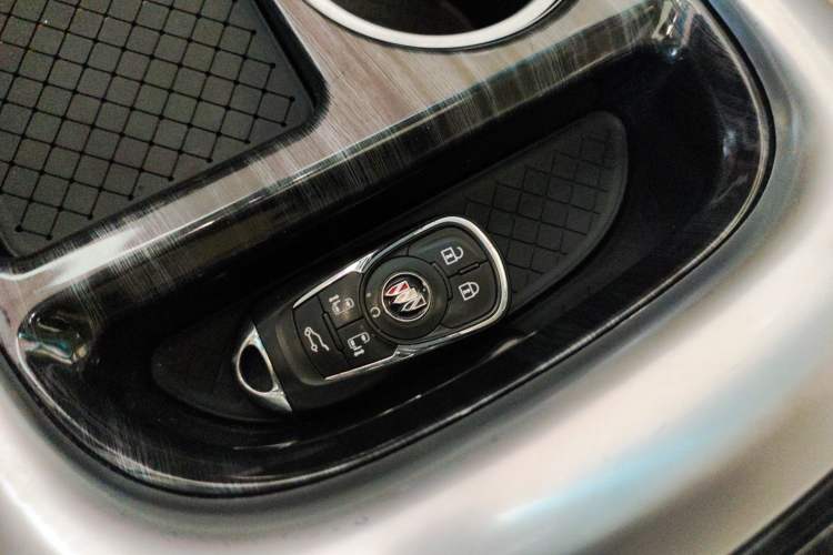 Used Buick GL8 2022 ES Land Cruiser 653T Luxury Model