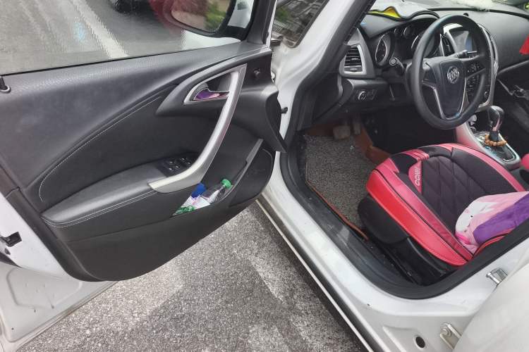 Used Buick GT 2014 XT 1.6L Automatic Fashion Edition
