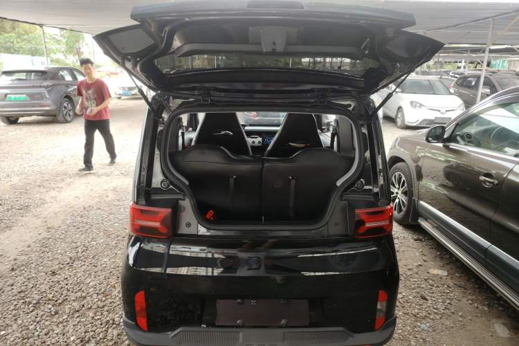 Used Wuling Hongguang MINIEV 2022 GAMEBOY 200km Gaming Edition with Lithium Iron Phosphate Trunk