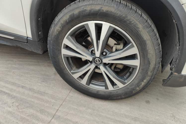 Used Nissan X-Trail 2021 2.5L CVT 4WD XL SmartConnect Leading Edition Right Front Wheel Hub