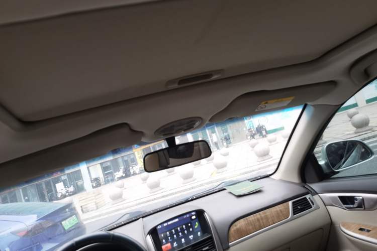 Used Buick Excelle 2015 1.5L Manual Classic Trim
