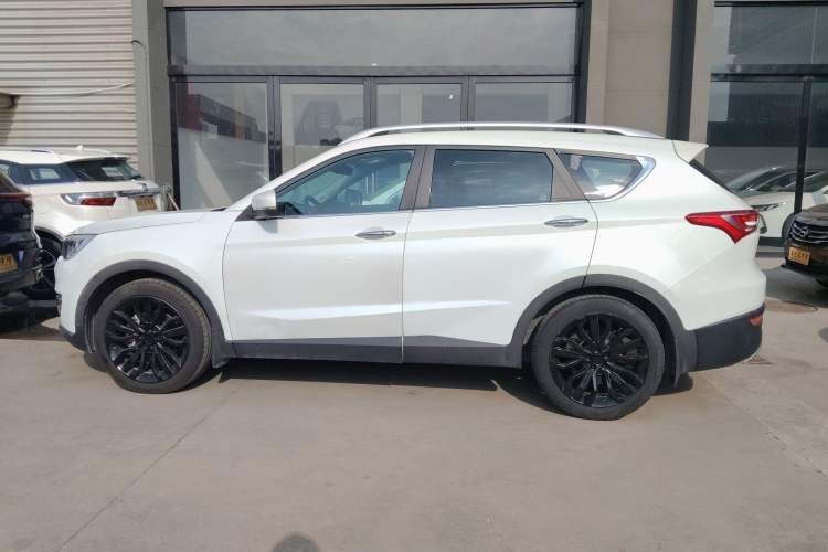 Used JETOUR X70 2018 1.5T Automatic Smart Drive Edition Left Side