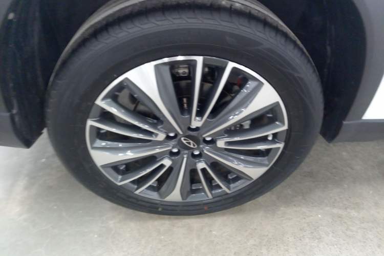 Used Chery Tiggo 8 PRO 2024 Champion Edition 390T Two-Wheel Drive Peak Version 5 Seats