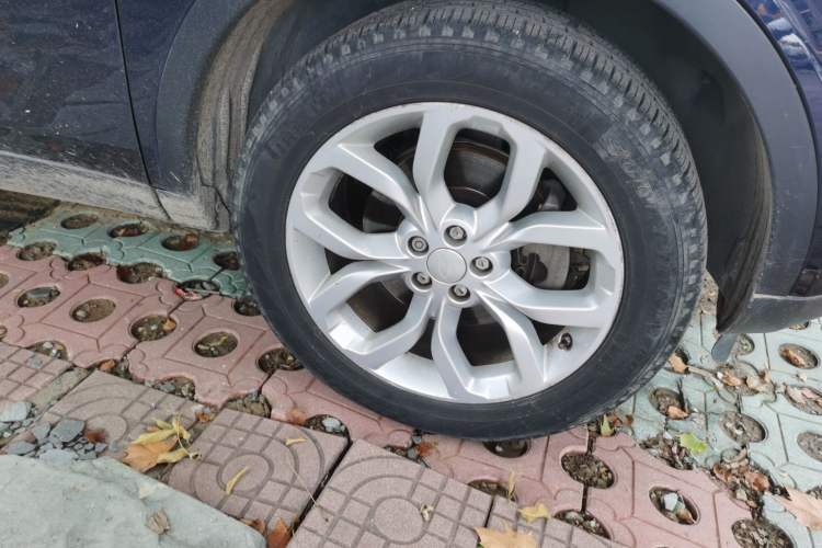 Used Land Rover Discovery Sport 2015 2.0T SE