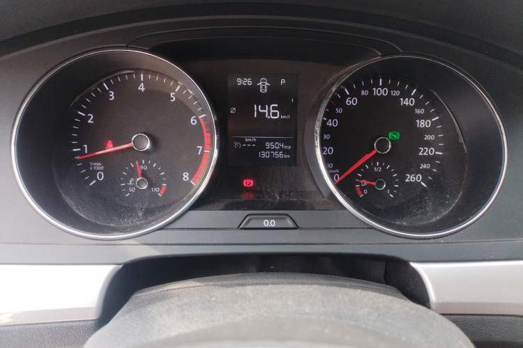 Used Volkswagen Lamando 2015 230TSI DSG Fashion Edition
