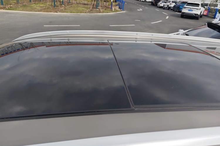 Used Buick GL6 2021 323T Mild Hybrid Connect Luxury Model Roof