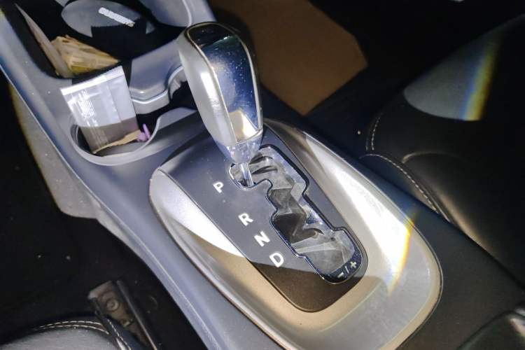 Used Dodge Journey 2013 2.4L Two-Wheel Drive Luxury Version