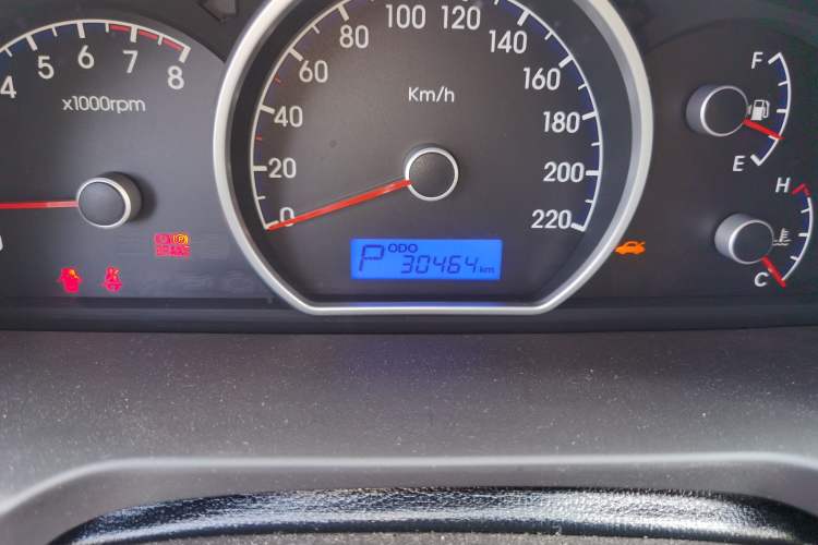 Used Hyundai Celesta 2011 1.6L Automatic Comfort Edition
