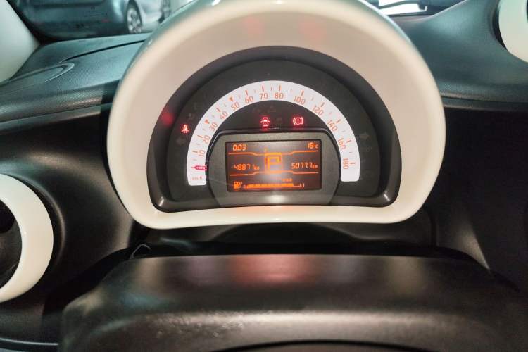 Used smart fortwo 2015 1.0L 52 kW hardtop Dynamic version