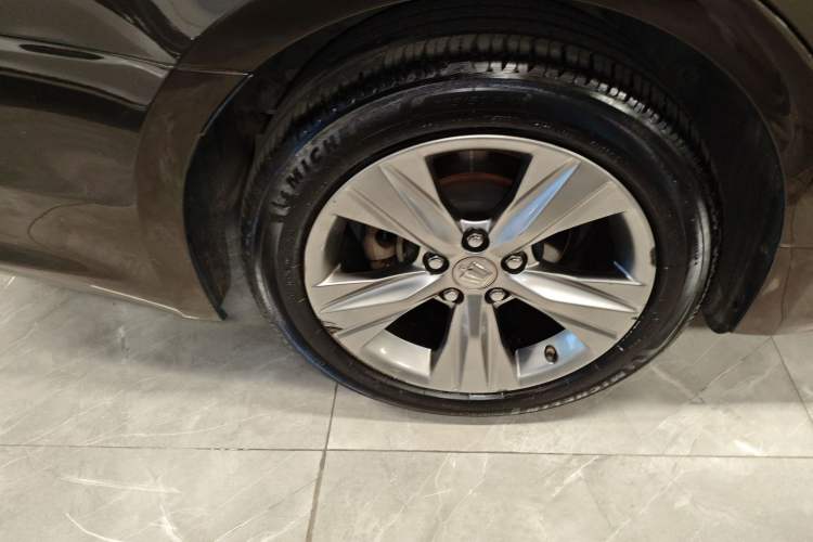 Used Toyota Crown 2015 2.0T Fashion Edition