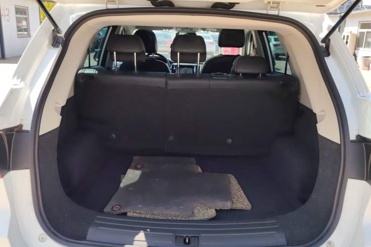 Used Roewe RX5 2020 20T Automatic 4G Connect Superior Flagship Edition Trunk