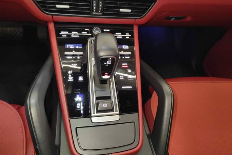 Used Porsche Cayenne E-Hybrid 2021 Cayenne E-Hybrid 2.0T