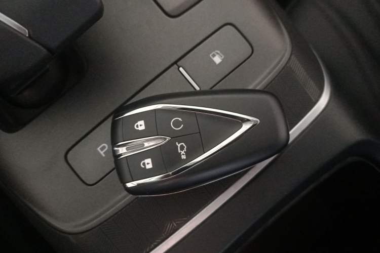 Used CHANGAN NEVO A05 2024 Truly Delicious Version 70" Beyond-Grade Edition Vehicle Key