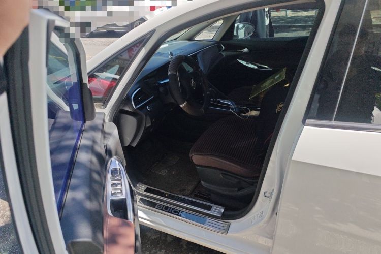 Used Buick GL6 2018 18T 6-Seater Luxury Model