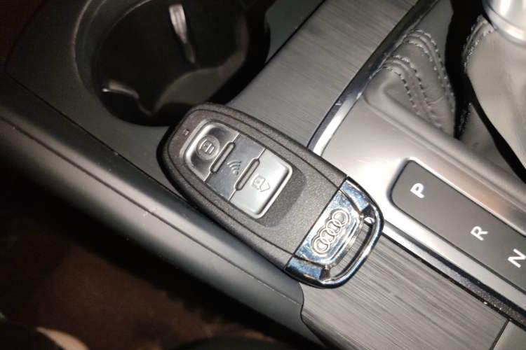 Used Audi A3 2020 Sportback 35 TFSI Fashion Edition China VI Emission Standard