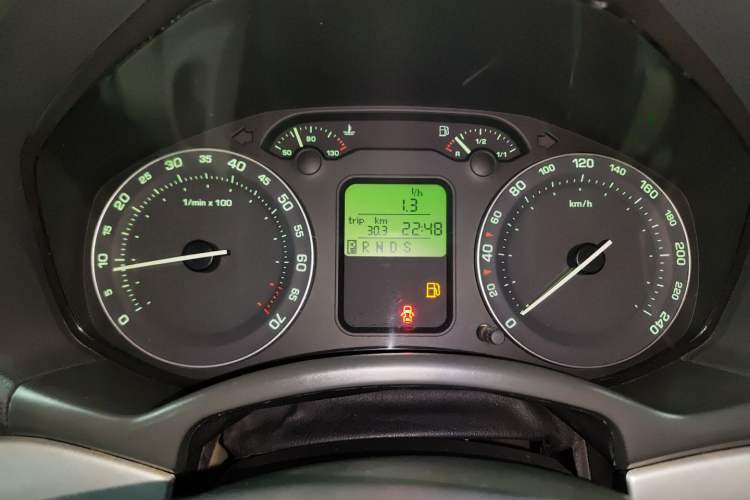 Used Skoda Octavia 2007 1.6L Automatic Elegance Edition Instrument Cluster
