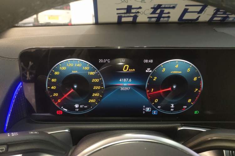Used Mercedes-Benz GLB 2023 GLB 220 Sport Edition Instrument Cluster