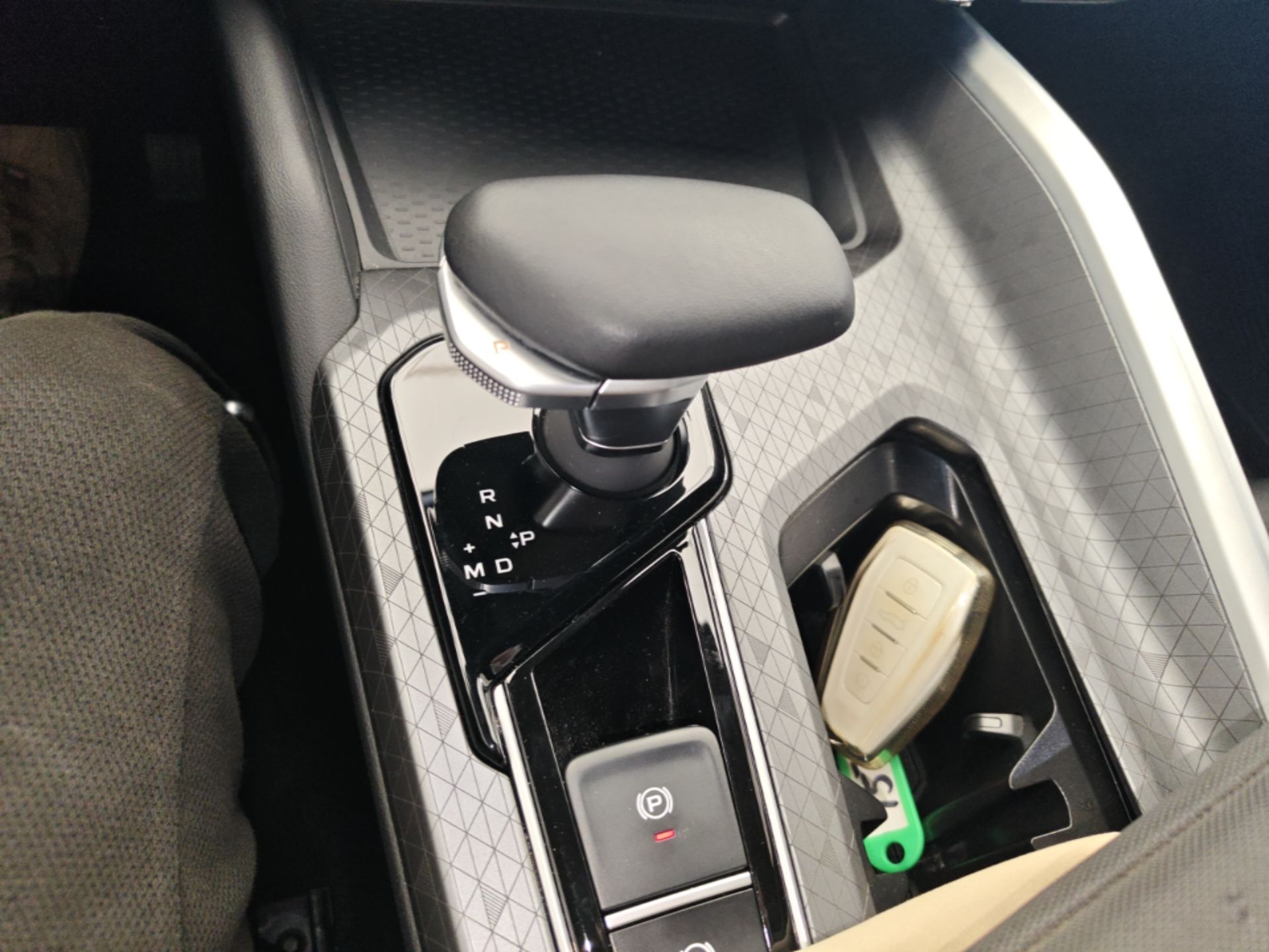 Geely Auto Preface 2023 1.5TD Fuyao Version — снимка 16