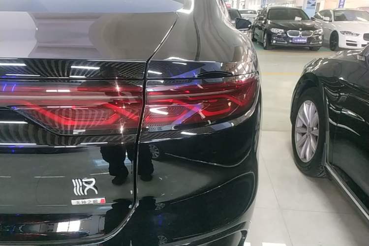 Used BYD Han 2025 DM-i Intelligent Driving Edition 125KM LiDAR Flagship Model