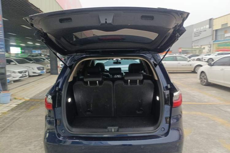 Used BYD Song MAX 2017 1.5T Automatic Smart Connect Elite 7-Seater
