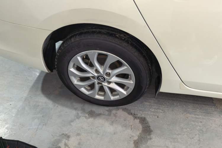 Used Nissan Sylphy 2016 1.6 XL CVT Luxury Edition Right Rear Wheel Hub