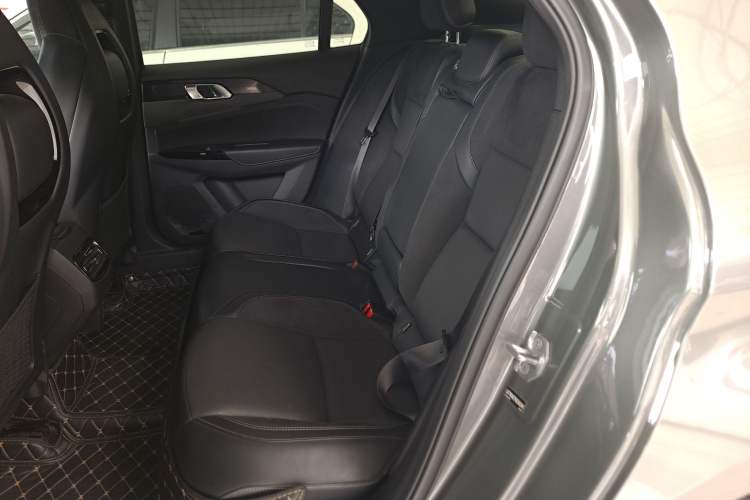 Used Lynk & Co 03 2022 1.5TD DCT JingPro Left Rear Seat