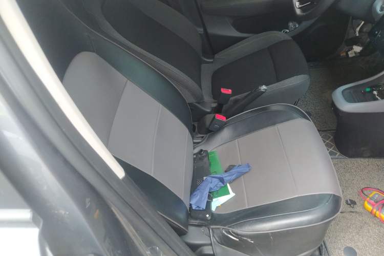 Used Leapmotor T03 2021 400 Lite Edition - Lithium-Ion Battery Right Front Seat