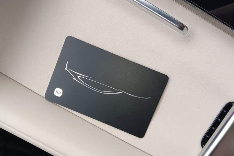 Used Xiaomi Auto YU7 2025 Ultra-Long Range High-Performance All-Wheel-Drive Max Edition