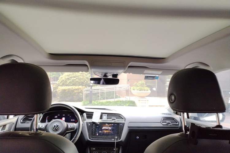 Used Volkswagen Tiguan L 2021 330TSI Automatic Two-Wheel Drive R-Line Enhanced Edition