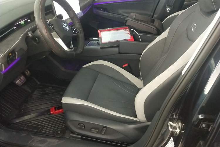 Used Volkswagen ID.7 VIZZION 2024 PRO Model Left Front Seat