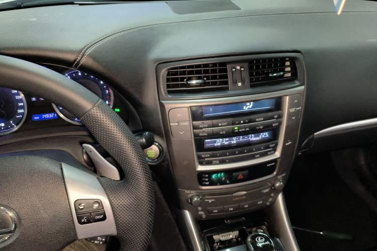 Used Lexus IS 2011 250 Sport Edition Audio And AC Panel