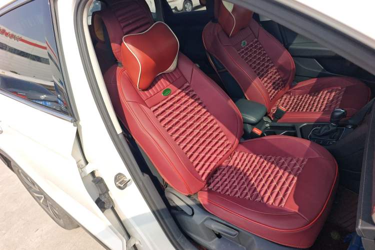 Used Volkswagen Tharu 2021 280TSI Two-Wheel-Drive Luxury Edition
