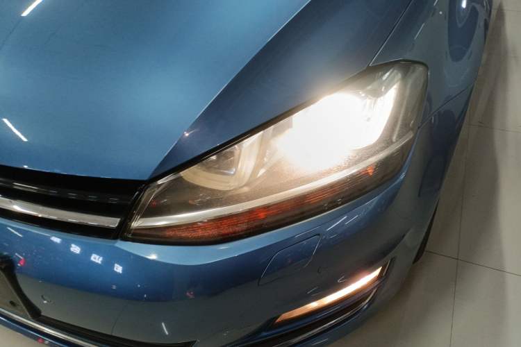 Used Volkswagen Golf 2014 1.4TSI Luxury Travel Edition
