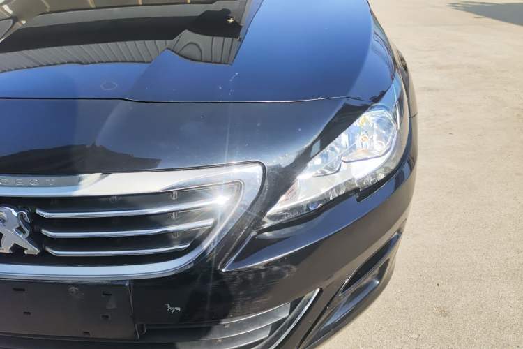 Used Peugeot 408 2014 1.8L Manual Leading Edition