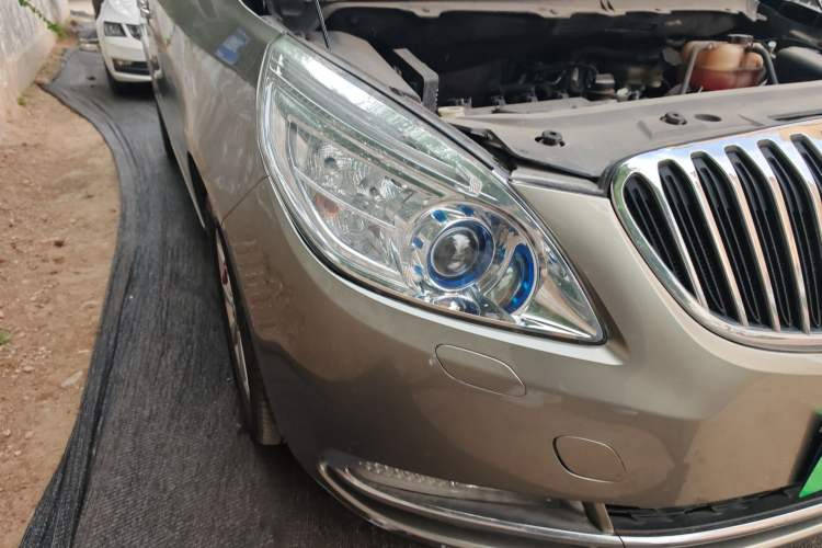 Used Buick GL8 2011 2.4L LT Luxury Business Executive Edition Right Front Headlight