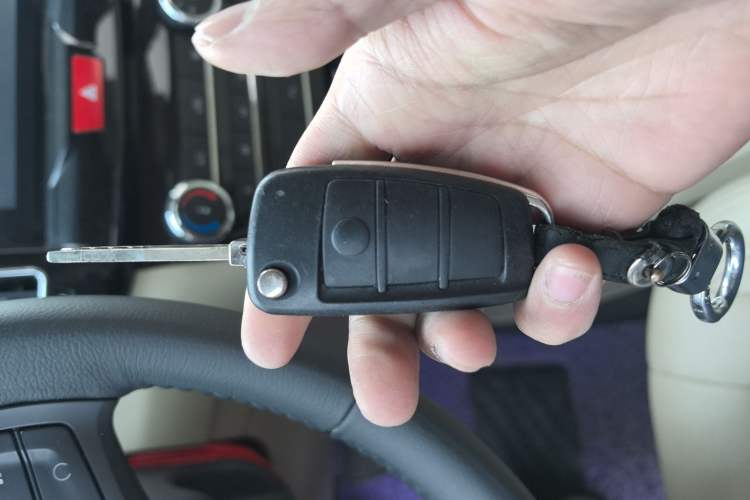 Used Chery E3 2015 1.5L Manual ZhiShang Model