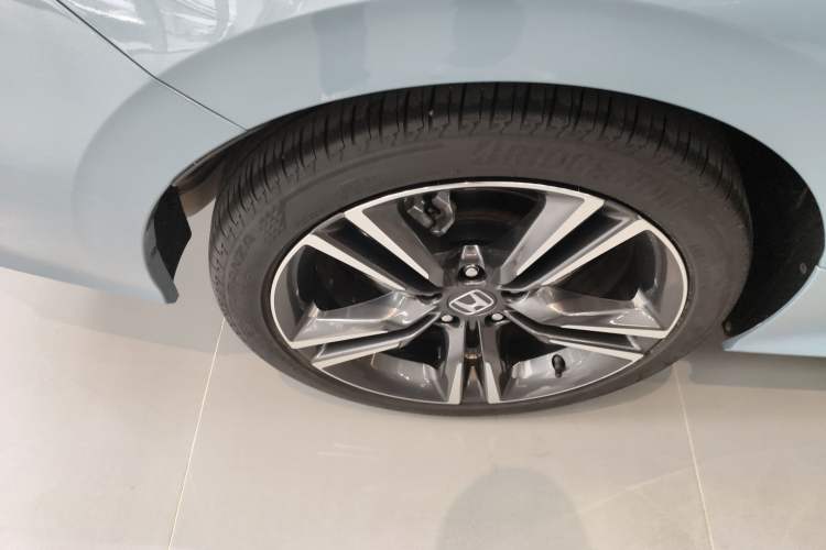 Used Honda Integra 2023 2.0L eHEV Sharp – Premium Edition Right Rear Wheel Hub