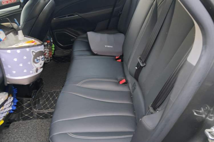 Used Geely Auto Emgrand GT 2018 1.5T MHEV YAOCHI Edition
