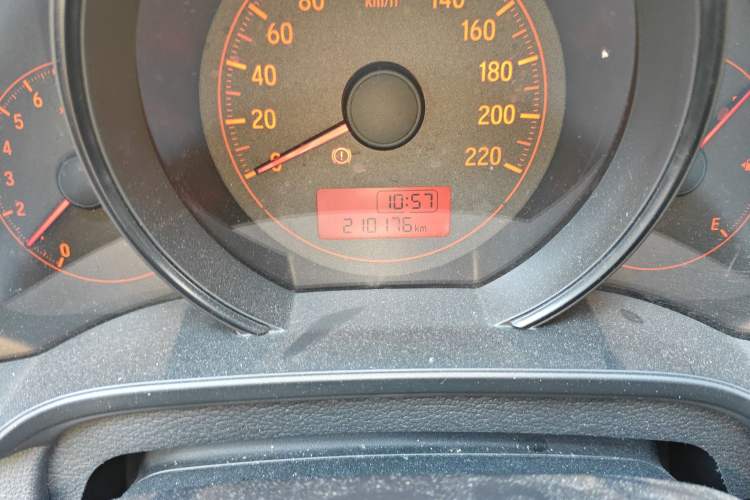 Used Honda Fit 2016 1.5L LX Manual Comfort Model
