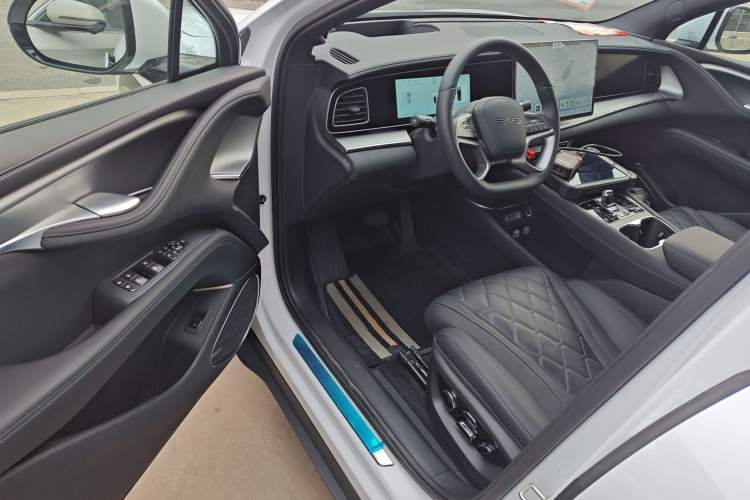 Used BYD Sealion 07 EV 2025 610 Intelligent Driving Edition