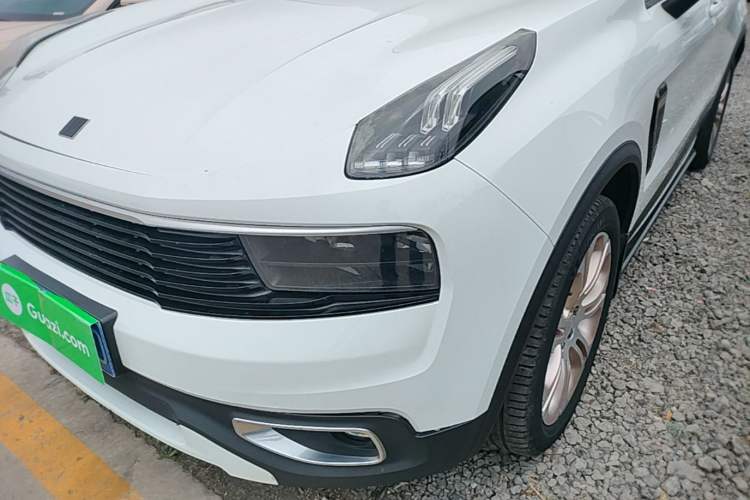 Used Lynk & Co 01 2017 2.0T Two-Wheel Drive Pro Edition
