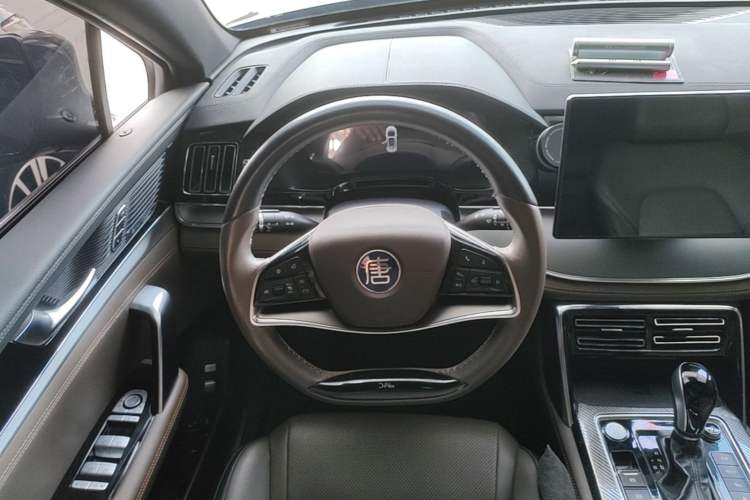 Used BYD Tang 2021 2.0T Automatic Flagship Edition
