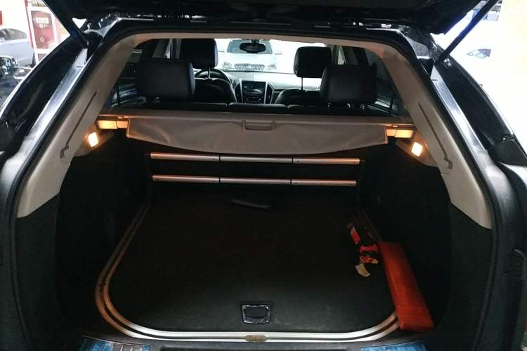 Used Cadillac SRX 2015 3.0L Elite Model