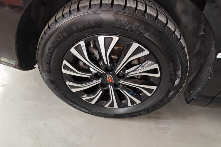 Used Hongqi HQ9 PHEV 2024 2.0T Four-Wheel Drive Business Edition Right Rear Wheel Hub
